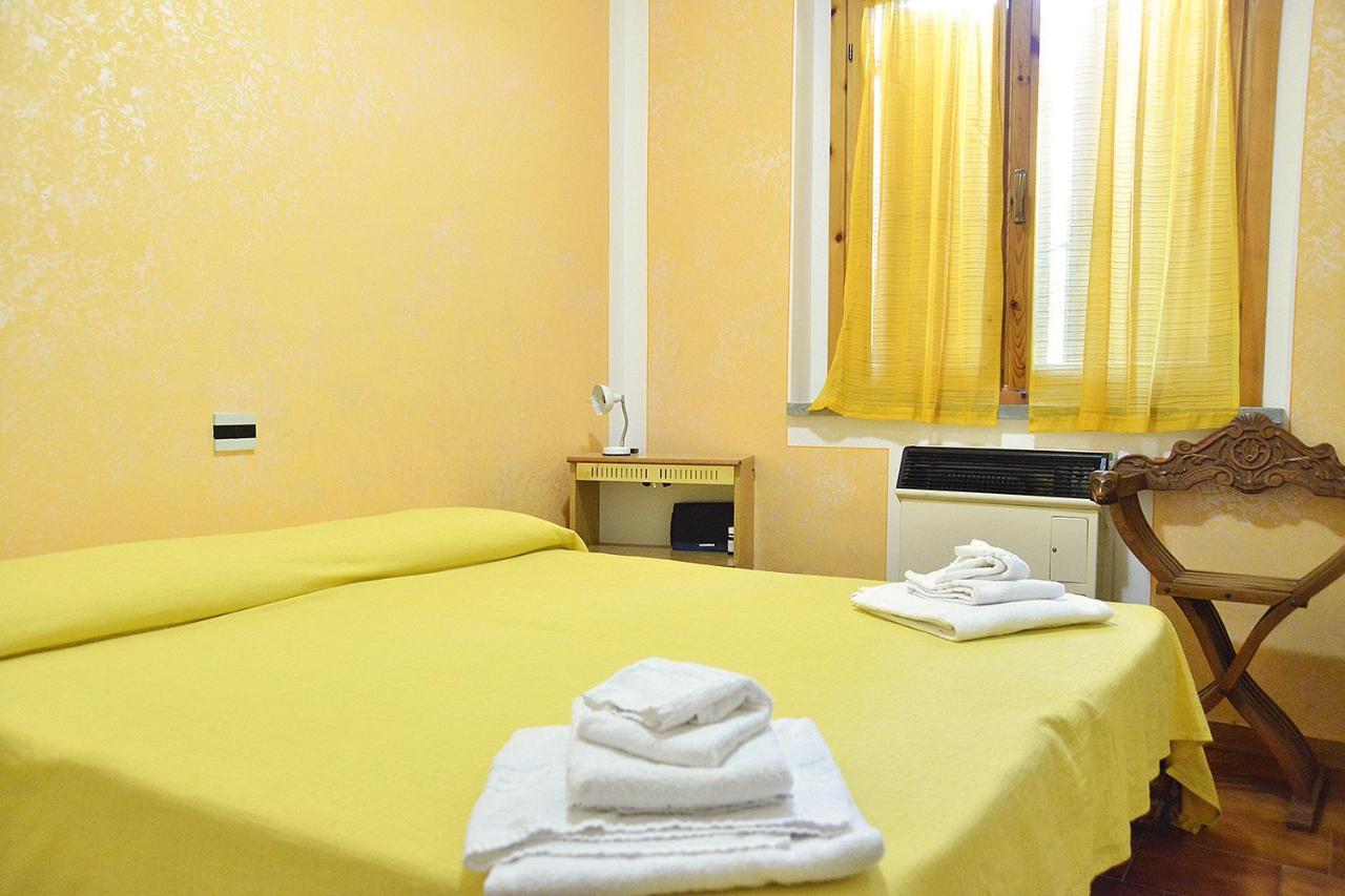 Il Mandriano Hotel Carpegna Buitenkant foto