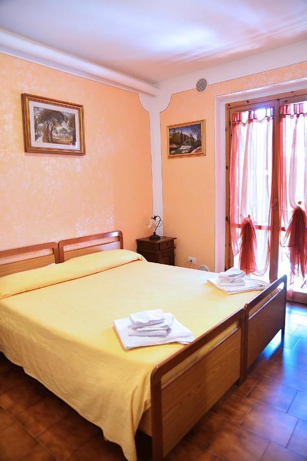 Il Mandriano Hotel Carpegna Buitenkant foto