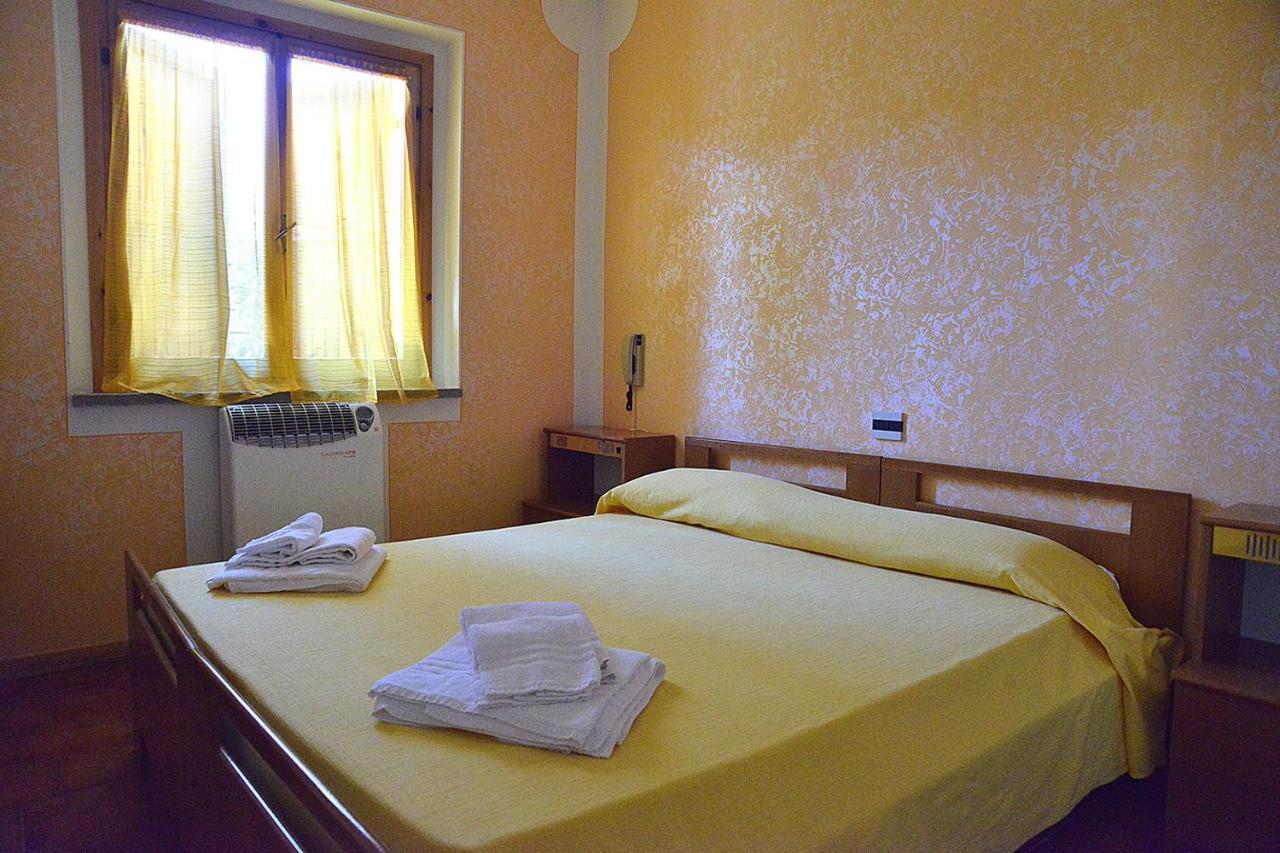 Il Mandriano Hotel Carpegna Buitenkant foto