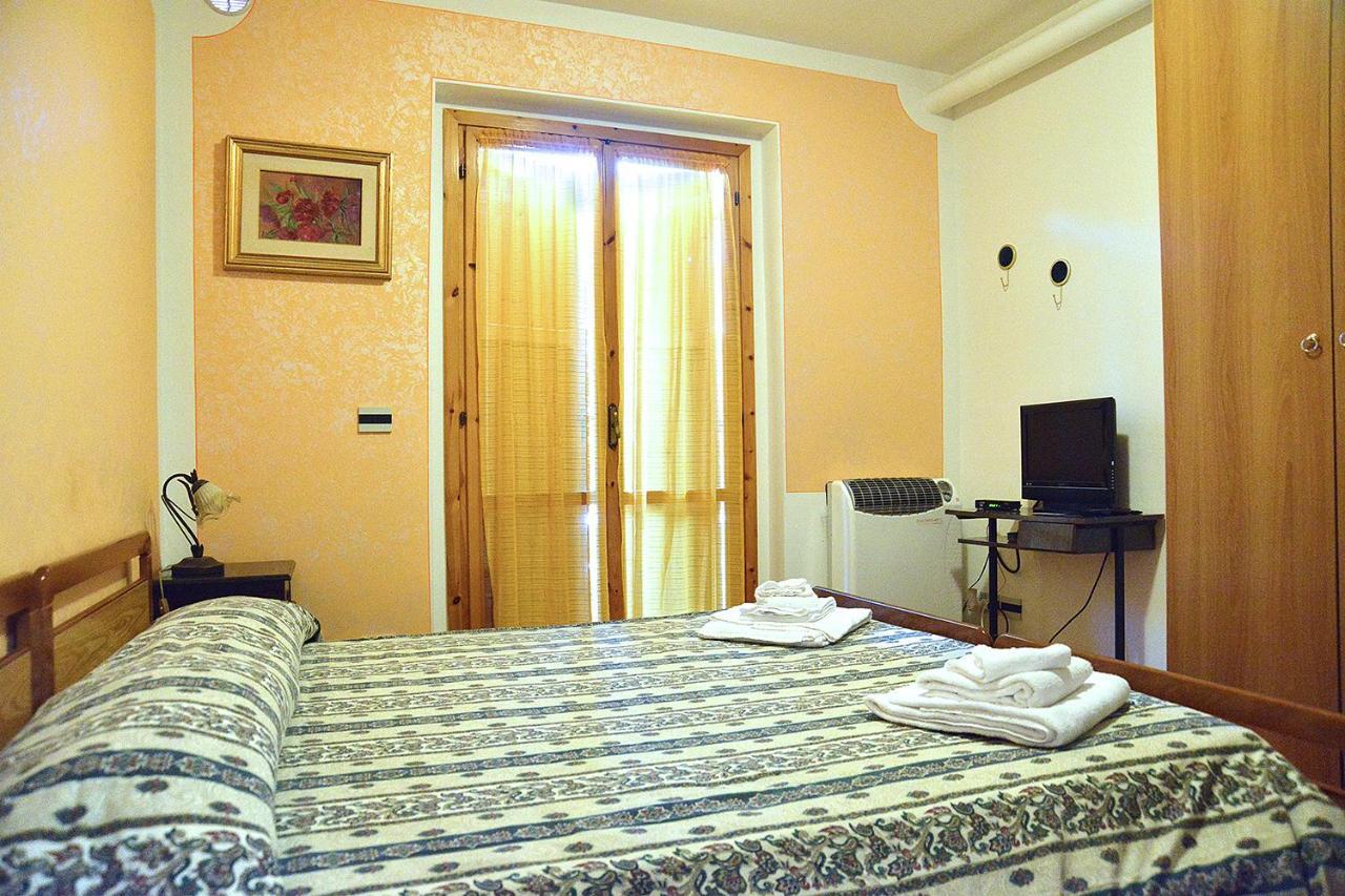 Il Mandriano Hotel Carpegna Buitenkant foto